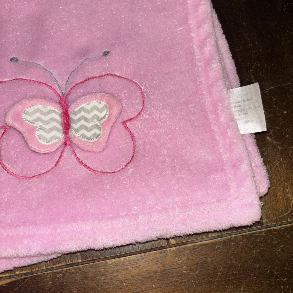 RN 67227 Pink Butterfly Baby Blanket Gray White Chevron Wings Plush Soft Lovey‎